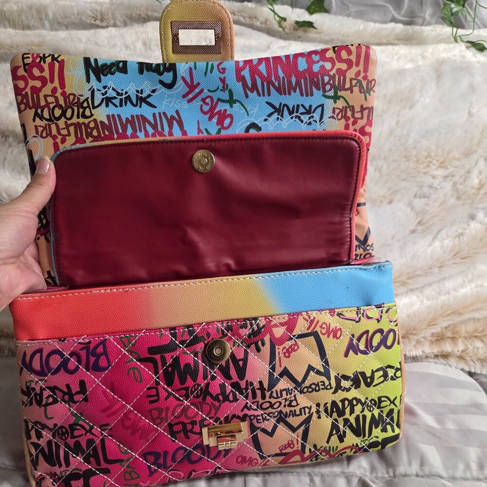 NWT - Caleesa Graffiti Print Shoulder Bag - Picture 10 of 14